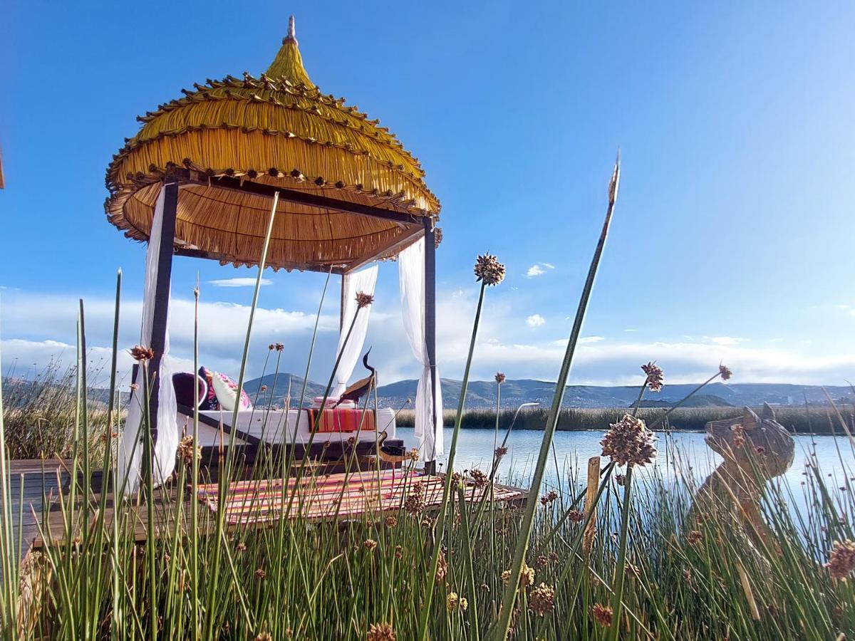 Uros Lodge Peru Puno Exteriör bild